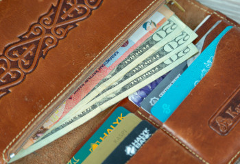 Бүгінгі доллар бағамы қандай?