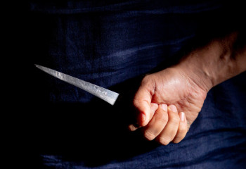 В Уральске девятиклассник получил смертельный удар ножом от восьмиклассника