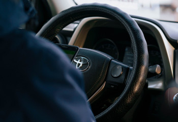 Ақмола тұрғыны шетелден әкелінген 62 көлікті заңсыз есепке қойған