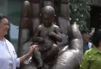 В Алматы  появилась скульптура 