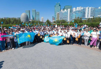 50 тысяч человек по всему Казахстану приняли участие в акции ко дню госсимволов – Жастар Рухы