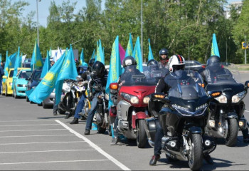 Астанада рәміздер күніне арналған автошеру басталды