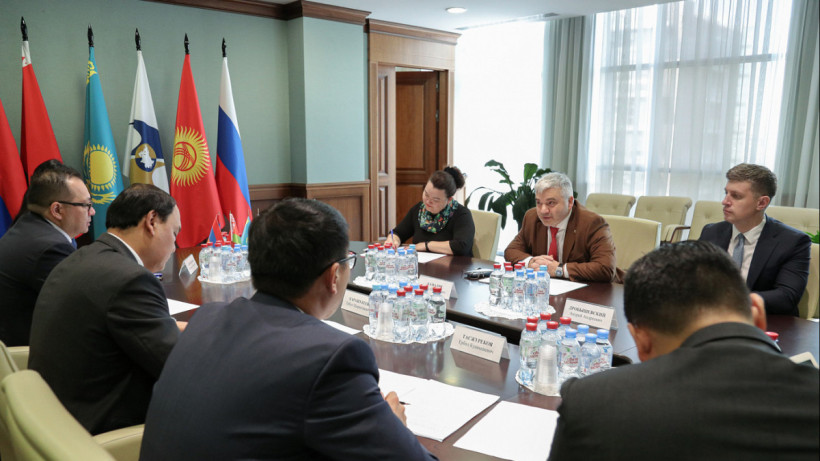  © Пресс-служба ЕЭК 