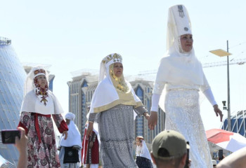 Астанада  қолөнершілер жәрмеңкесі өтіп жатыр