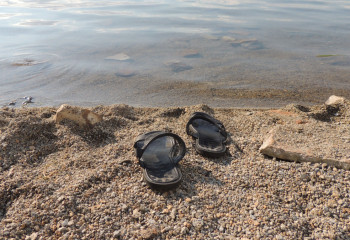 Семейде суға батып бара жатқан бала құтқарылды