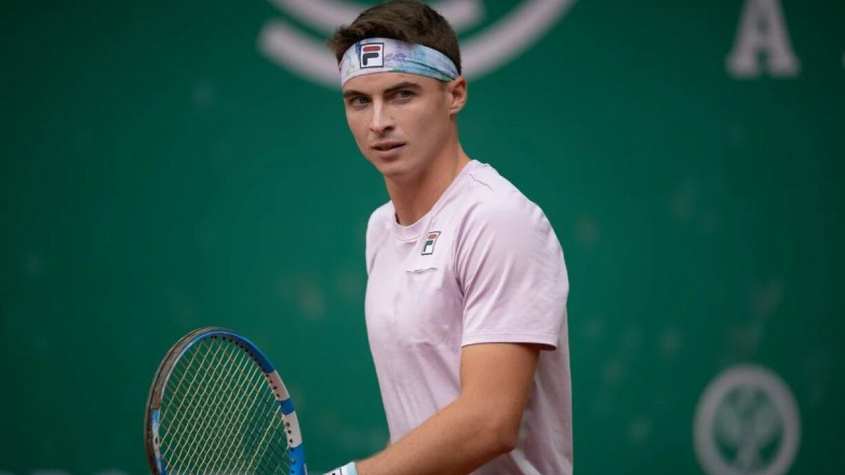 Теннис: Тимофей Скатов Германиядағы жарысты жеңіспен бастады