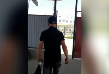 Алматыда белгісіз ер адам 8 жастағы қызды ұрлап әкеткен