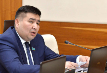 Қазақстанда кемі 900 мың адам жұмыссыз - депутат