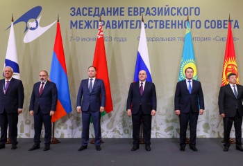 Алихан Смаилов принял участие в заседании ЕМПС в Сочи