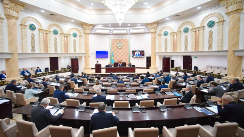  senate.parlam.kz 