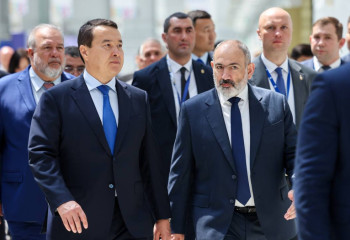 Әлихан Смайылов «Еуразия – біздің үй» халықаралық көрмесінің экспозициясымен танысты