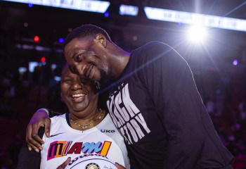 Как звонок мамы суперзвезде 