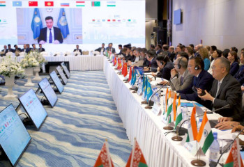 Глава государства обратился к участникам Пленарного заседания Евразийской группы