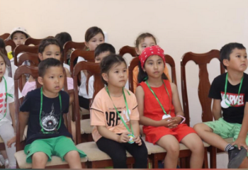 В библиотеке Караганды провели встречу в честь 100-летия мастера мультипликации Амена Хайдарова