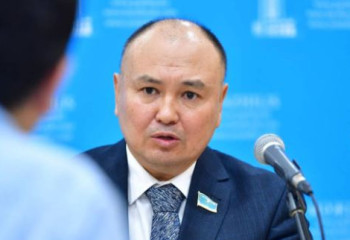 Үлкен жоба жасаймыз деп ұятқа қалмайық. Ерлан Саиров мектеп құрылысын бақылауды талап етті