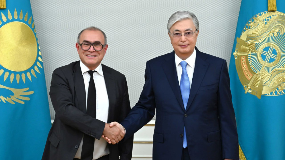 Tokayev meets with well-known economist