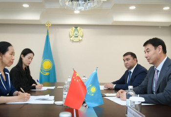 Дархан Сатыбалды встретился с Генеральным консулом Китая