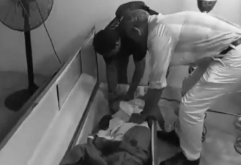 Эквадорда өлді деп табытқа салынған әйел тіріліп кетті