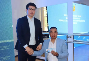 Мүмкіндігі шектеусіз. Арбаға таңылған атыраулық азамат әкім кеңесшісі боп тағайындалды