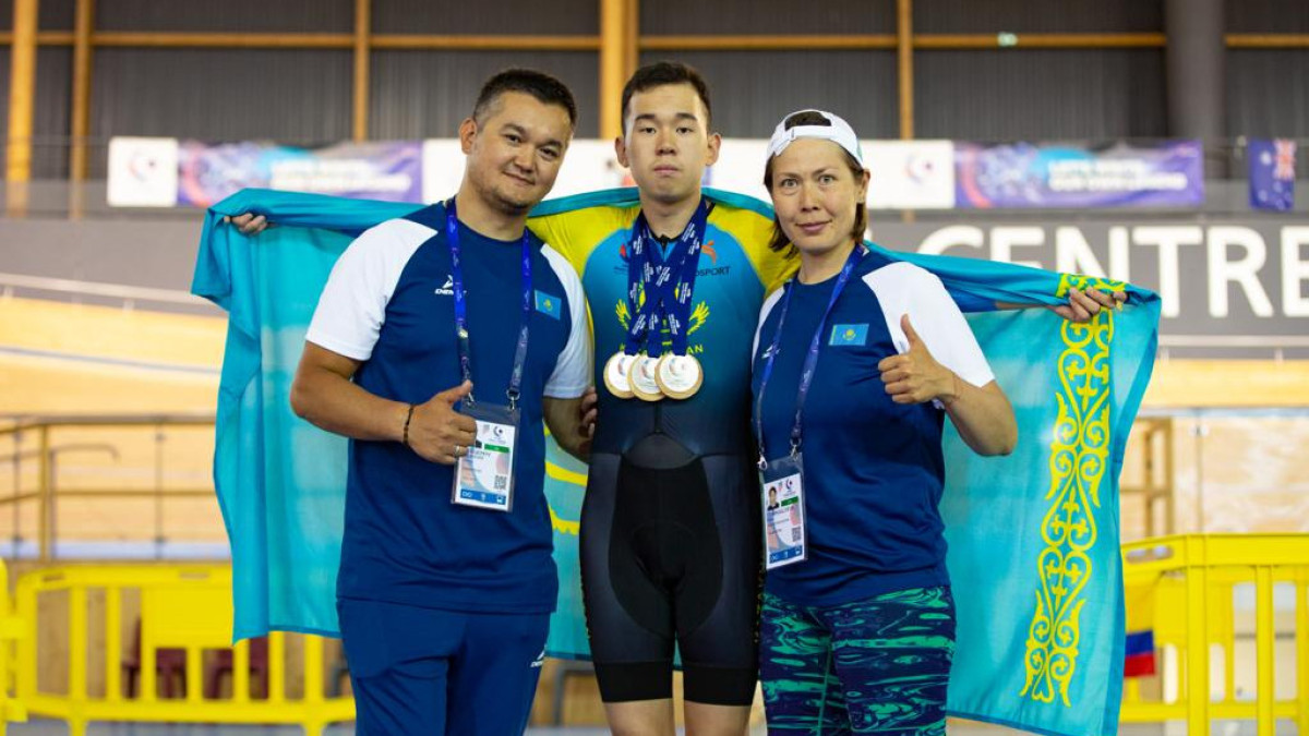 Четыре медали завоевали казахстанские спортсмены с аутизмом на международных играх во Франции