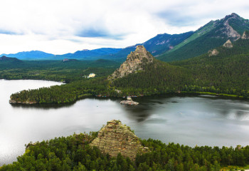 Туристер арасында Қазақстандағы ең танымал демалыс орындары