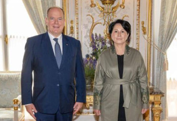 Ambassador of Kazakhstan presents   her credentials to Prince of Monaco