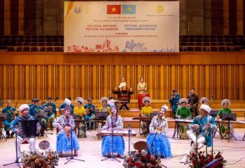 Kazakhstan-Vietnam friendship concert held in Hanoi