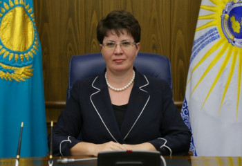 Кей мектептерде былғары дивандар мен кофеқайнатқыштар бар – Годунова