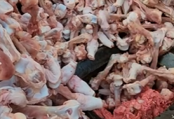 В казнет попало видео изготовления фарша из отходов