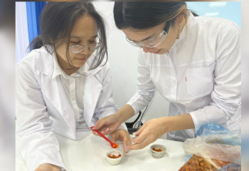 Необычный йогурт придумали акмолинские школьницы и победили в республиканском конкурсе