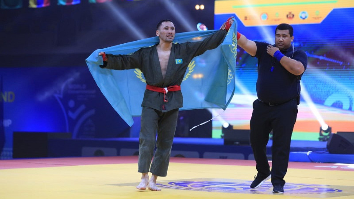 21 золотую медаль завоевали казахстанцы на чемпионате мира по рукопашному бою в Астане