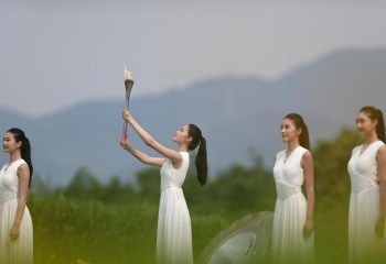 Огонь XIX Летних Азиатских игр был зажжен в древнем городе Лянчжу