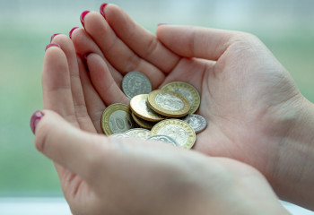 Чиновника осудили за взятку 10 тысяч тенге в Шымкенте