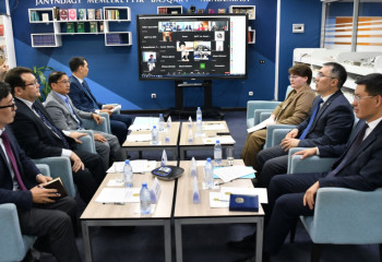 Развитие волонтерства среди госслужащих обсудили в АДГС