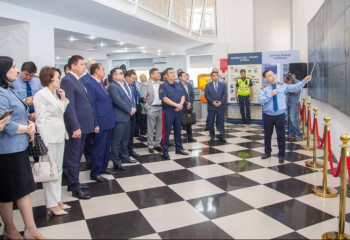 Мажилисменов ознакомили с цифровыми технологиями МВД