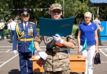 В военном вузе Минобороны состоялась торжественная церемония принятия военной присяги
