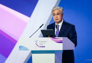 Президент Казахстана Касым-Жомарт Токаев выступил на Международном форуме волонтёров
