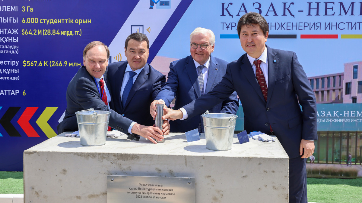 President of Germany and Prime Minister of Kazakhstan put down time capsule in Aktau