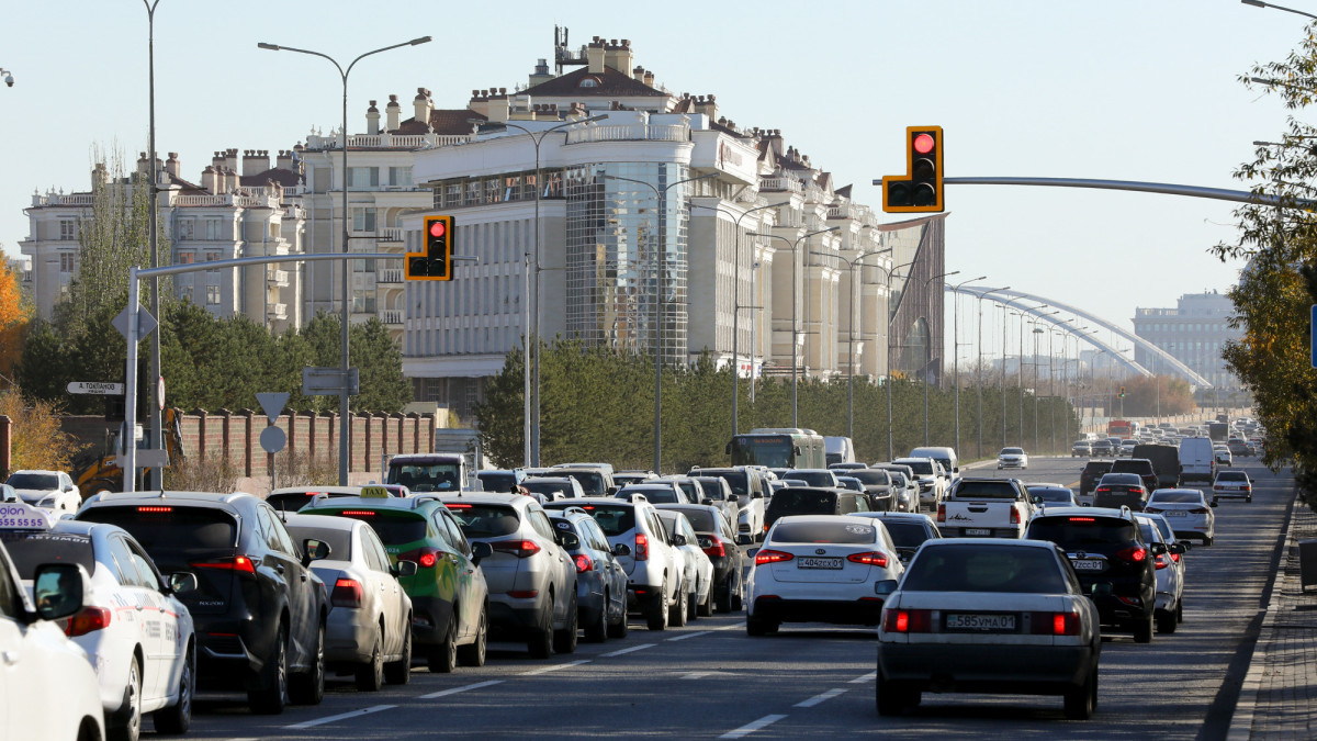 C 1 июля прием заявок на легализацию авто в Казахстане будет приостановлен