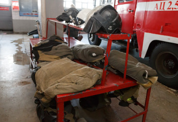 Ақсу зауытындағы төтенше жағдай кезінде өрт сөндіруші зардап шекті