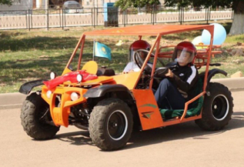 Автомобиль «Багги» построили учитель и ученики из Улытау