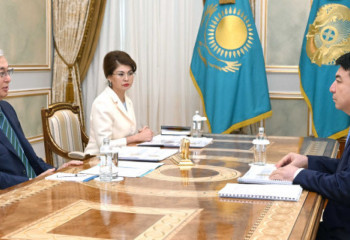Tokayev receives Enlightenment Minister