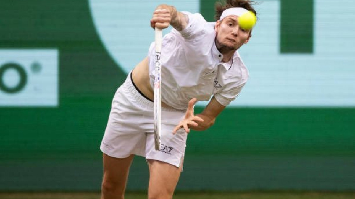 Александр Бублик впервые в карьере вышел в полуфинал турнира ATP 500