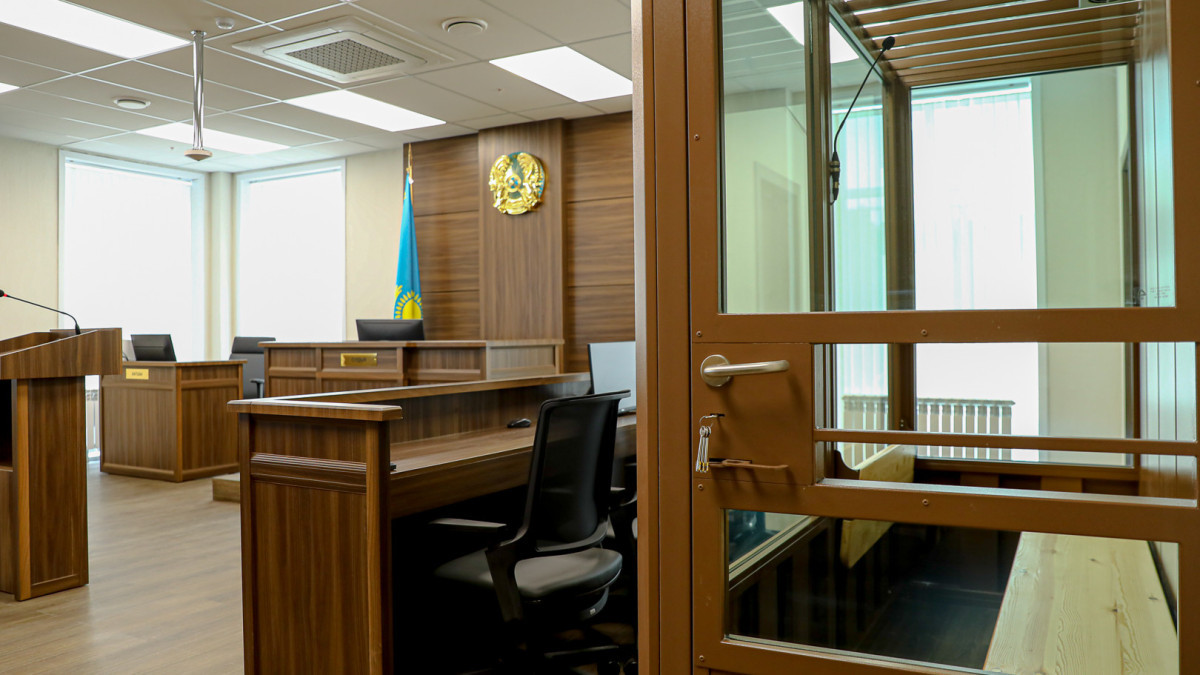 Суд осудил 3 жителей Астаны за организацию незаконного игорного бизнеса