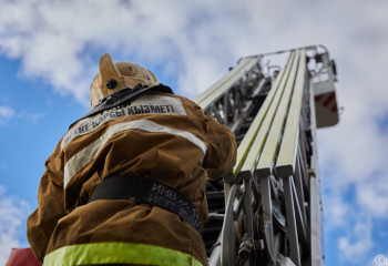 Ақтөбеде өрт кезінде 13 адам эвуакацияланды