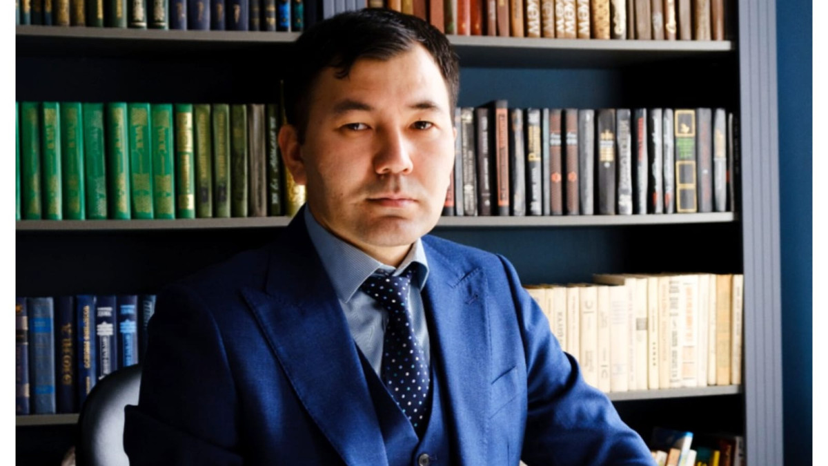  Жеке мұрағаттан 