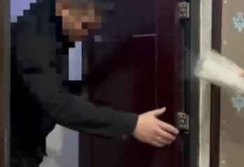 Больше 15 миллионов выманил у пенсионеров лжеполицейский в Караганде