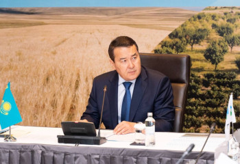 Әлихан Смайылов Еуразиялық даму банкі кеңесінің отырысын өткізді