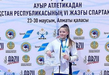 Рекорд страны на Спартакиаде Казахстана установила тяжелоатлетка из Карагандинской области