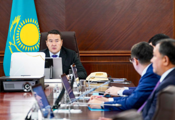 In manual mode: Alikhan Smailov hears regional akims' reports on heating season preparation